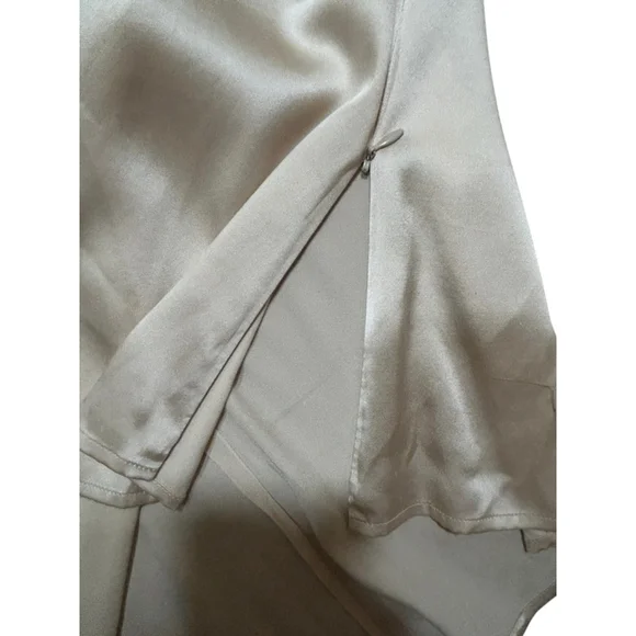 St. John Silk Blend Ruffled Blouse Cream Size 8 - Picture 7 of 8